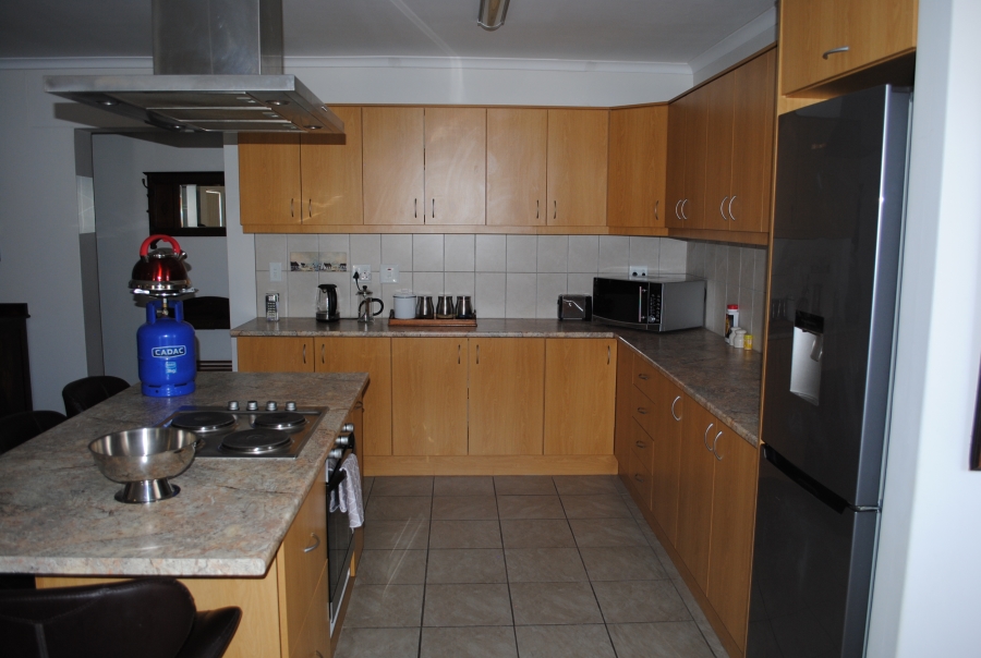 To Let 3 Bedroom Property for Rent in Laguna Sands Western Cape